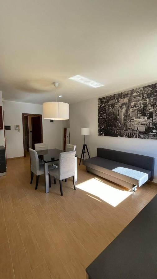 Appartamento Palazzo dei Duchi Avigliana Esterno foto