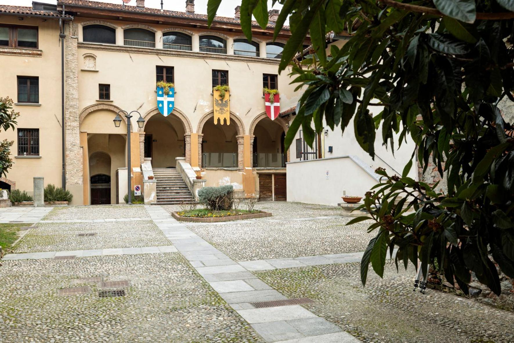Appartamento Palazzo dei Duchi Avigliana Esterno foto